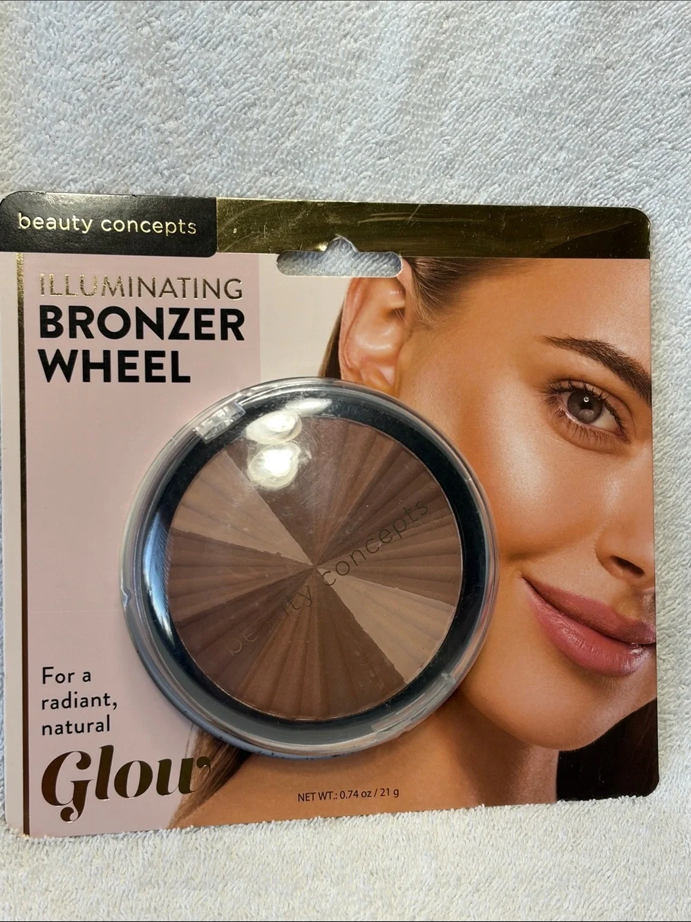 🌹5 for $25🌹 Beauty Concepts Illuminating Bronzer Wheel